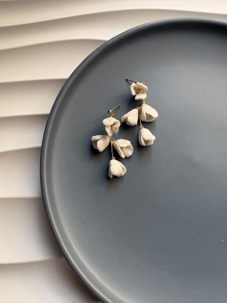 Lisa Earrings